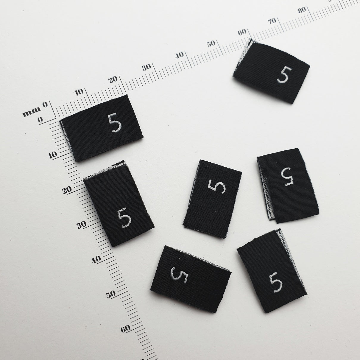 SIZE PIPS - WOVEN LABELS