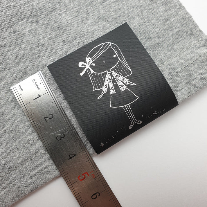 Black Polytape / 40mm / XL - Between 85-120mm per label (43-60mm folded height)