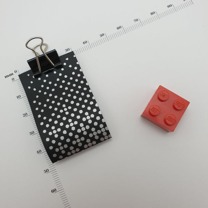 Black Polytape / 30mm / XL - Between 85-120mm per label (43-60mm folded height)